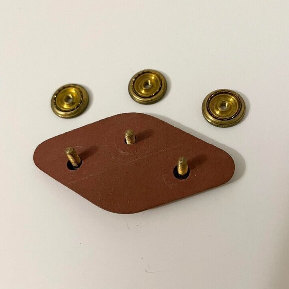 Vintage RCAF Royal Canadian Air Force Officers Wedge Cap Badge - Picture 8 of 16